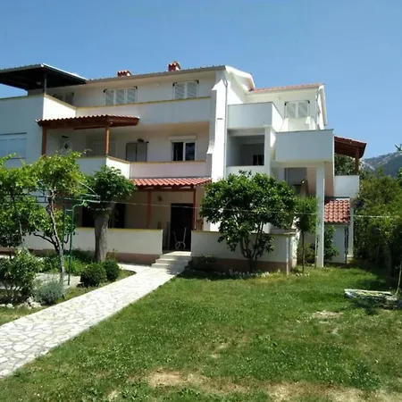 Two Bedroom With Terrace A1 Appartement *