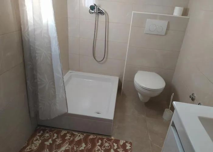 Appartement Two Bedroom With Terrace A1 Banjol